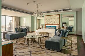 Royal Saray Resort