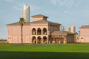 Royal Saray Resort