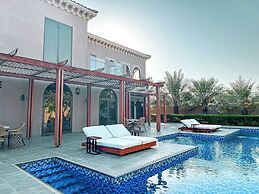 Royal Saray Resort