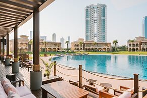 Royal Saray Resort