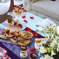 Royal Saray Resort