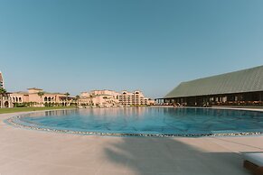 Royal Saray Resort