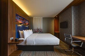 Sky Loft Hotel by Rixwell