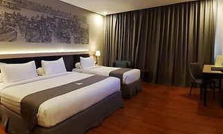 Pyramid Suites