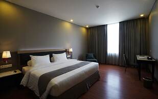 Pyramid Suites