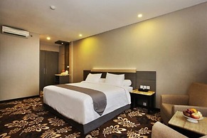 Pyramid Suites