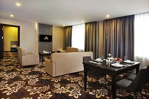 Pyramid Suites