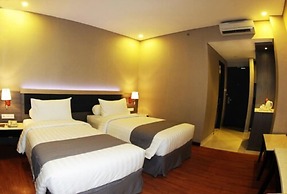 Pyramid Suites