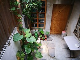 Honey House Tainan
