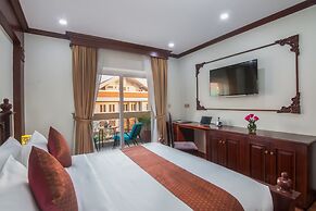 Anachak Angkor Suite