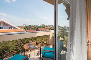 Anachak Angkor Suite