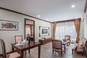 Anachak Angkor Suite