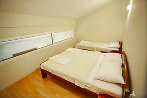Apartments Nilaj
