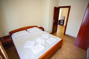 Apartments Nilaj