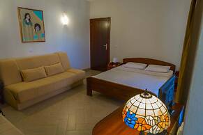 Apartments Nilaj