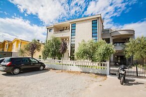 Apartments Nilaj