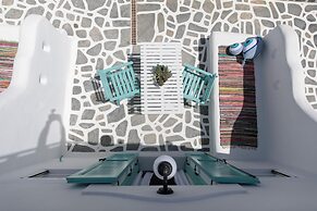 Cave Suites