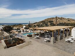 Cave Suites