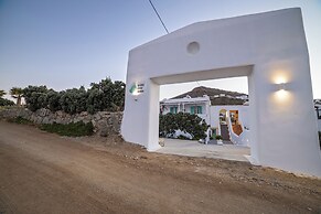 Cave Suites