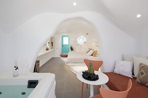 Cave Suites