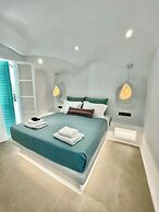Cave Suites