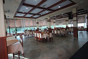 Piazza Hotel