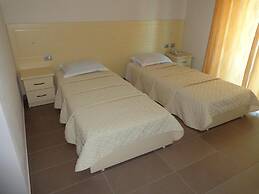 Piazza Hotel
