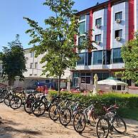 Piazza Hotel