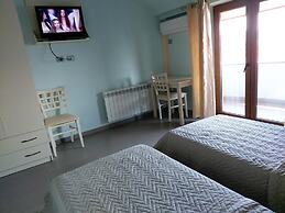 Piazza Hotel