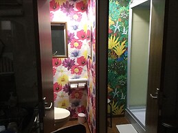 PoshtelOsaka240