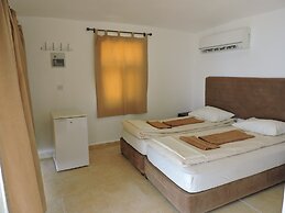 Mujib Chalets