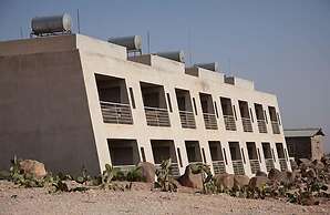 Azraq Lodge