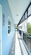 APA-TREE Boutique Hotel