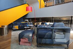 Link hotel & Hub By Dan Hotels