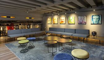 Link hotel & Hub By Dan Hotels