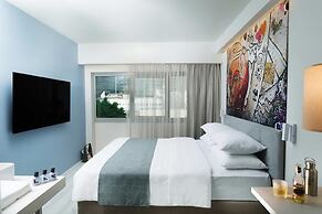 Link hotel & Hub By Dan Hotels