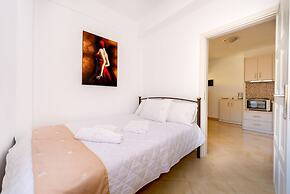 Aspalathos Suites