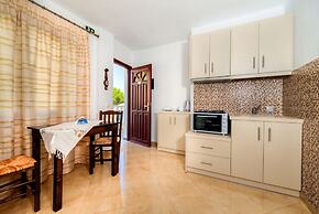 Aspalathos Suites