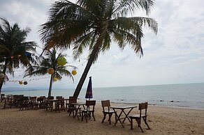 Anandah Beach Resort