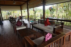 Anandah Beach Resort