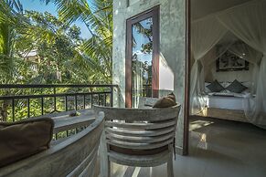Adi Bisma Inn