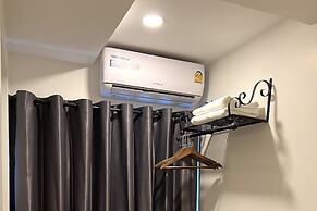 Travelier Hostel