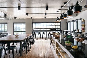 Travelier Hostel