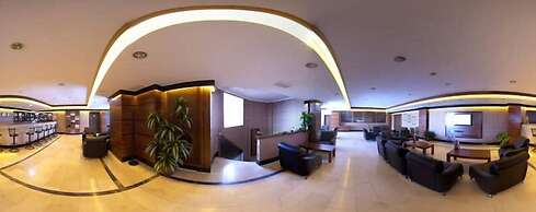 Grand Cali Hotel