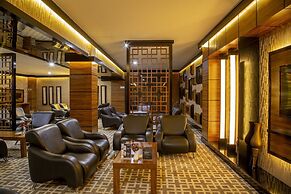 Grand Cali Hotel