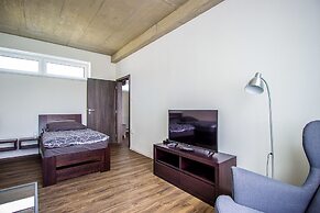 Hotel & Bistro 63