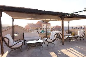 Rose Valley Hotel