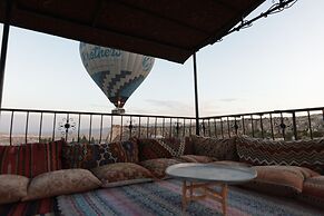 Rose Valley Hotel