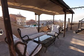 Rose Valley Hotel