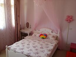 Sara's House